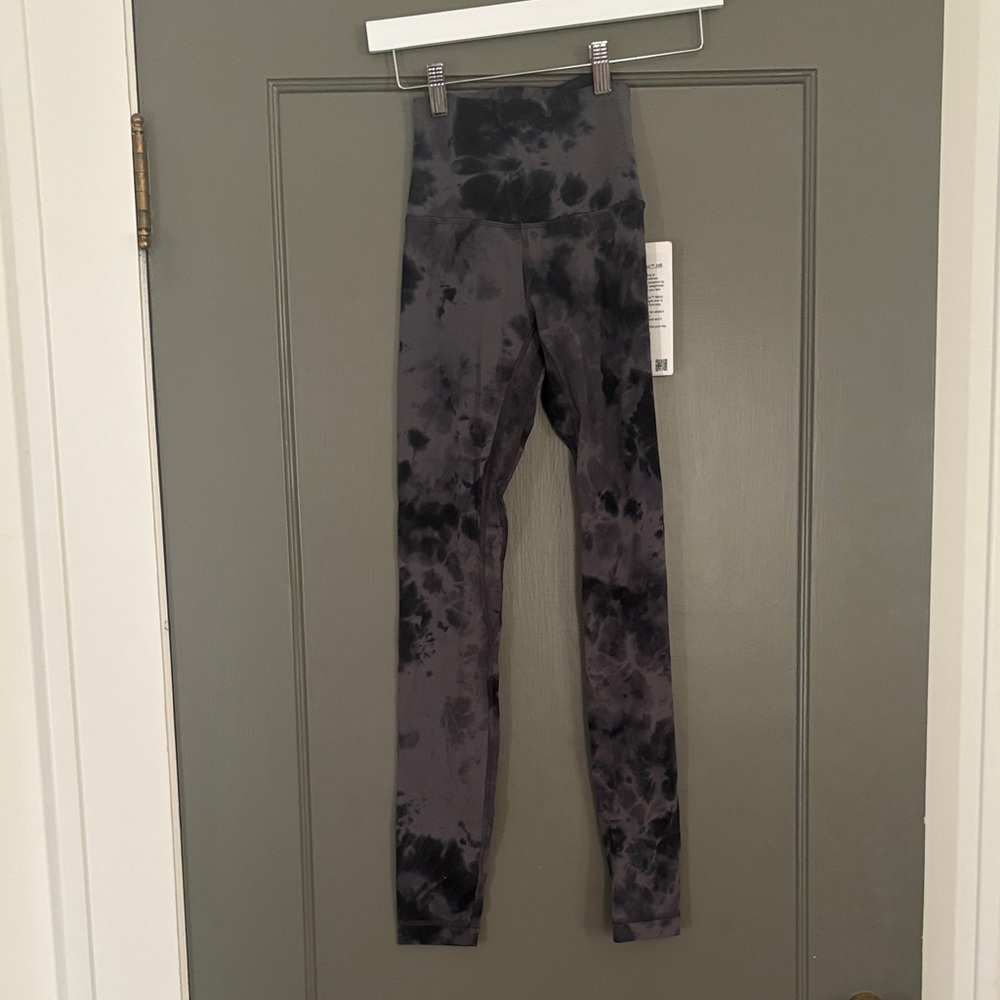 lululemon diamond dye align leggings 28”